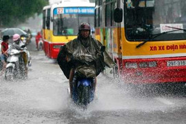 Bão số 6 làm 'ngập' Hà Nội trên báo nước ngoài