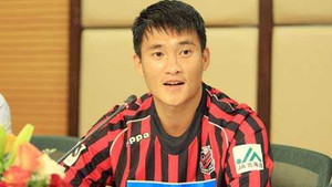 Fan xứ Nghệ: Cứ để Công Vinh đi ‘bán phở’