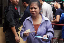 Phe vé hoành hành, ầm ầm thổi giá xem SLNA