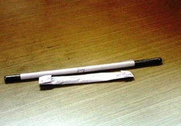 Bán hàng rong táo tợn rút dao tấn công công an