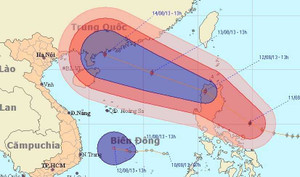 Siêu bão Utor giật cấp 17, áp thấp gây mưa to ở miền Nam