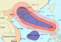 Trưa nay, siêu bão Utor cấp 17 vào biển Đông
