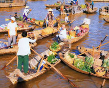 Lênh đênh chợ nổi miền Tây