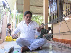 Hiệp sĩ biển cứu người giữa trùng khơi