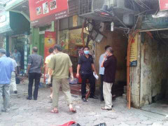 Thi thể người đàn ông bốc mùi trong căn nhà 3 tầng