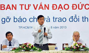 Mỗi vòng V-League có 30 tin nhắn tố bán độ