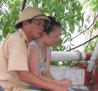 Viên cảnh sát chuyên đoạt lại mạng người từ miệng hà bá