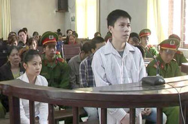 Ảo tưởng cảm hóa được chồng, mỹ nhân lạc lối