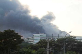 Đang cháy lớn Khu công nghiệp ở TP.HCM