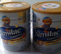 Con uống phải sữa nhiễm khuẩn, xử lý thế nào?