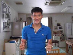 Đồng đội ở Nhật ấn tượng với vợ Công Vinh