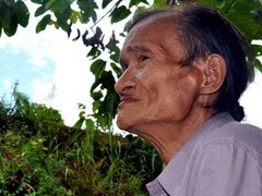 Cha con 'người rừng' hé lộ cách sinh tồn giữa đại ngàn