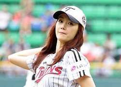 Clip: Thiếu nữ xinh đẹp chơi bóng chày cực đỉnh