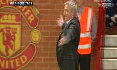 Mourinho 'múa' cổ súy học trò ăn vạ