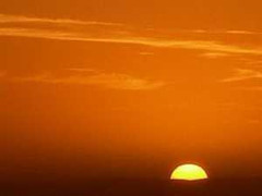 Thiên thạch nổ tung ở Nga đã va chạm với Mặt Trời?