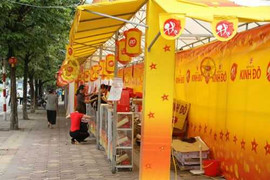 Thị trường bánh trung thu: Giảm giá sốc ngay khi mở bán