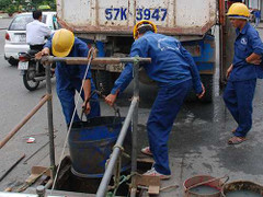 Giám đốc thoát nước nhận lương 2,6 tỷ đồng/năm