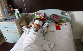 Trung Quốc: Bé 6 tuổi bị bắt cóc, móc mắt lấy giác mạc