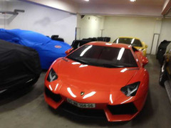 Lộ ảnh garage ngập siêu xe khủng của đại gia Việt