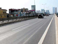 Cầu nghìn tỷ lún, nứt vẫn đề xuất thưởng180 tỷ đồng