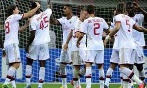 AC Milan hùng dũng vào vòng bảng Champions League
