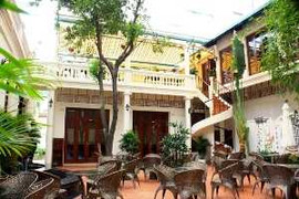 Giá thuê nhà biệt thự phố cổ 200-400 triệu đồng/tháng