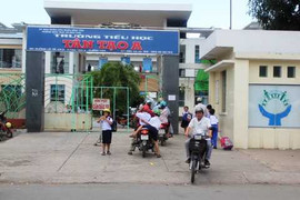 Cắt cổ phụ huynh ở cổng trường: Nghi can có dấu hiệu tâm thần