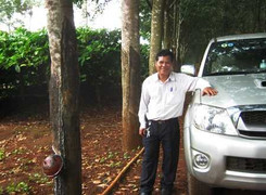 Sắm ô tô bạc tỷ đi... rẫy