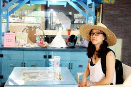 Cô giáo Hàn Quốc 9X xinh đẹp dạy tiếng Việt