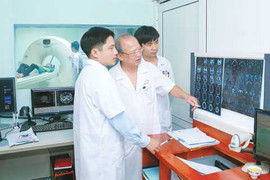 Khám sức khỏe định kỳ cho cơ quan, doanh nghiệp