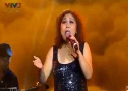 Clip Siu Black nức nở trên truyền hình sau vụ vỡ nợ