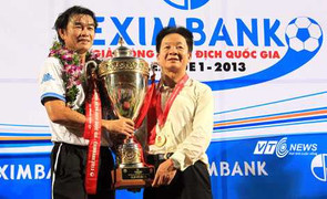 Vô đối VN, quân bầu Hiển nhận thưởng cả chục tỷ đồng