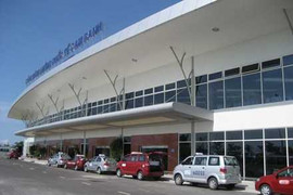 Bộ trưởng Thăng 'ra tay', giám đốc sân bay Cam Ranh về hưu non