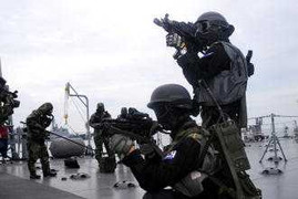 Clip: Đặc nhiệm Hàn Quốc phá âm mưu tạo phản