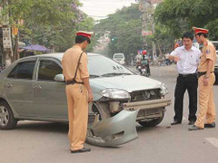Ba bộ đồng tình phạt xe không chính chủ