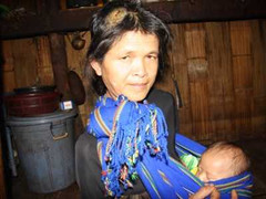 Người đàn bà kỳ lạ ở chân núi Tu Mơ Rông