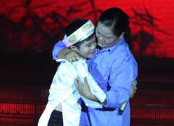 Quán quân Quang Anh sẽ dùng tiền thưởng xây nhà cho mẹ