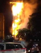 Hà Nội: Nhà hát múa rối Thăng Long cháy dữ dội