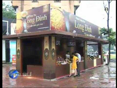 Doanh nghiệp bánh trung thu 'đại náo' vỉa hè Hà Nội