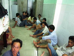 Bắt giữ 'ổ' bạc tại gia 17 người