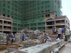 Doanh nghiệp địa ốc đua nhau tìm đối tác 'kết hôn'