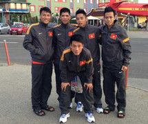 U23 VN mất sạch quần áo bên trời Âu