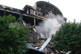 Đống đổ nát 400 tỷ đồng ở Trung tâm thương mại Hải Dương