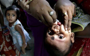 Uống nhầm vắc xin viêm gan B, 114 trẻ nhập viện