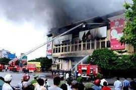 Vì sao cứu hỏa Hải Dương không cứu được TTTM?