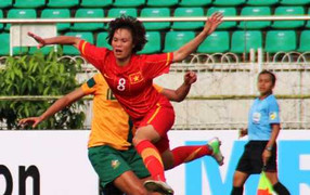 Nối gót quân bầu Đức, các ‘đàn chị’ cũng vào bán kết