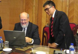 'Tỷ phú Forbes đến Việt Nam': Nhầm do... dịch thuật