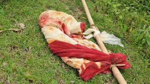 Bãi vàng sạt lở, chết nhiều chỉ báo cáo 2