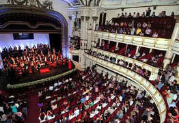 Hãy bước ra cuộc sống, hỡi những nhạc sỹ đáng kính trong 'tháp ngà'