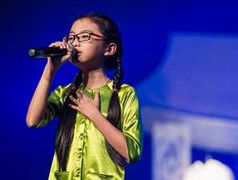 Phương Mỹ Chi làm nức lòng khán giả thủ đô